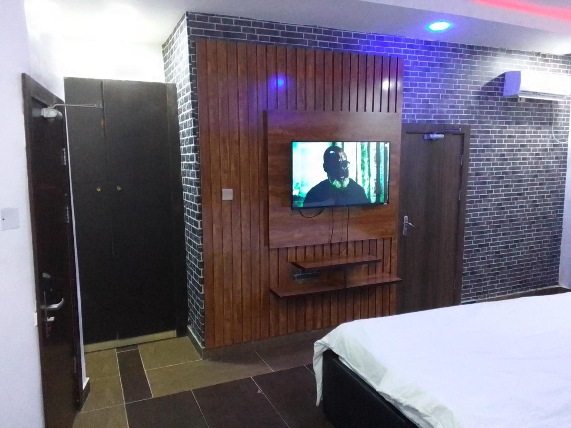 Exclusive Mansion Lekki Phase 1 Hotel Ilado Exterior foto