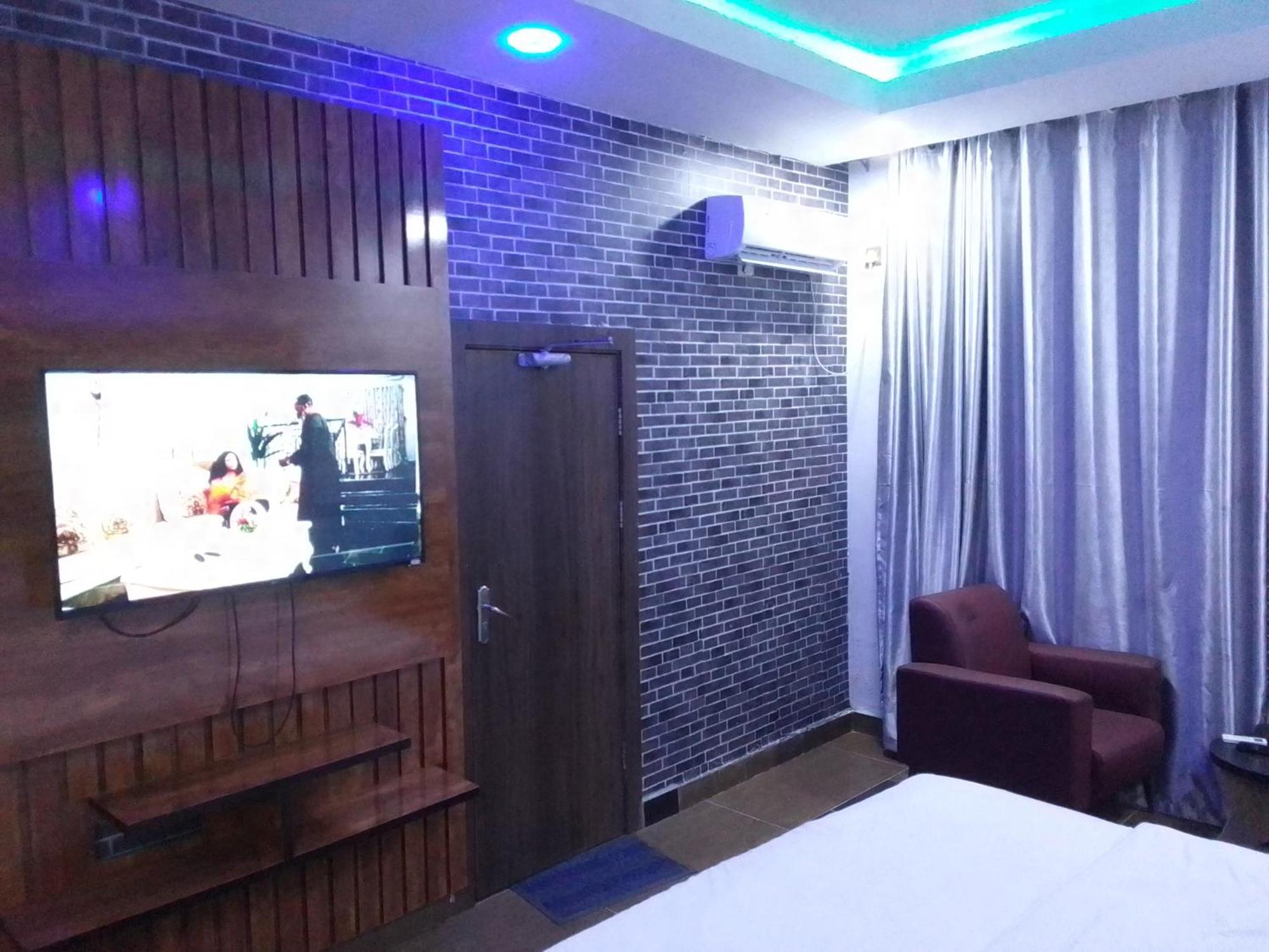 Exclusive Mansion Lekki Phase 1 Hotel Ilado Exterior foto